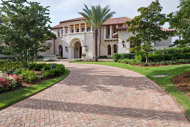 Best Driveway Paving Contractor  in Beverly Hills, MI