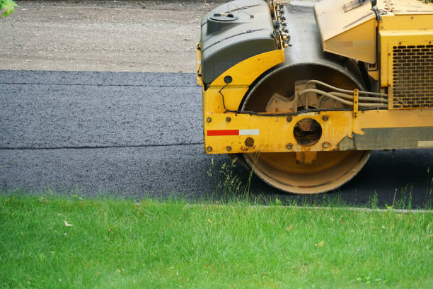 Best Residential Driveway Paver Services  in Beverly Hills, MI
